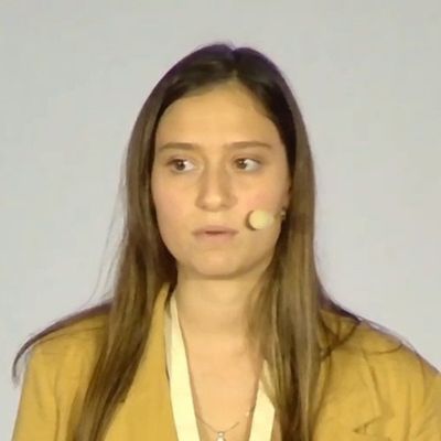 María Fernández González